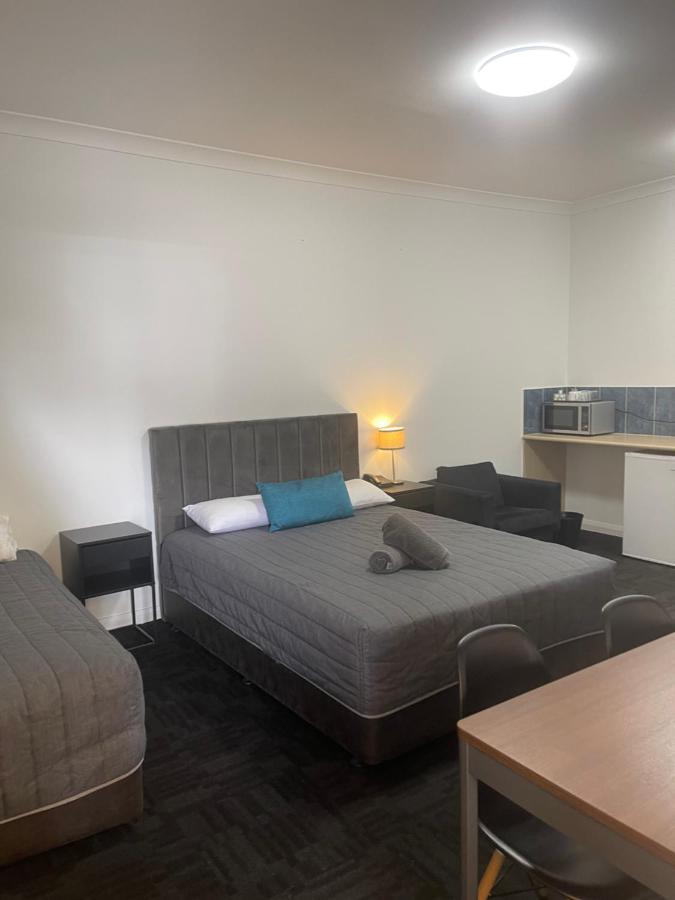 City West Motel Adelaide Buitenkant foto