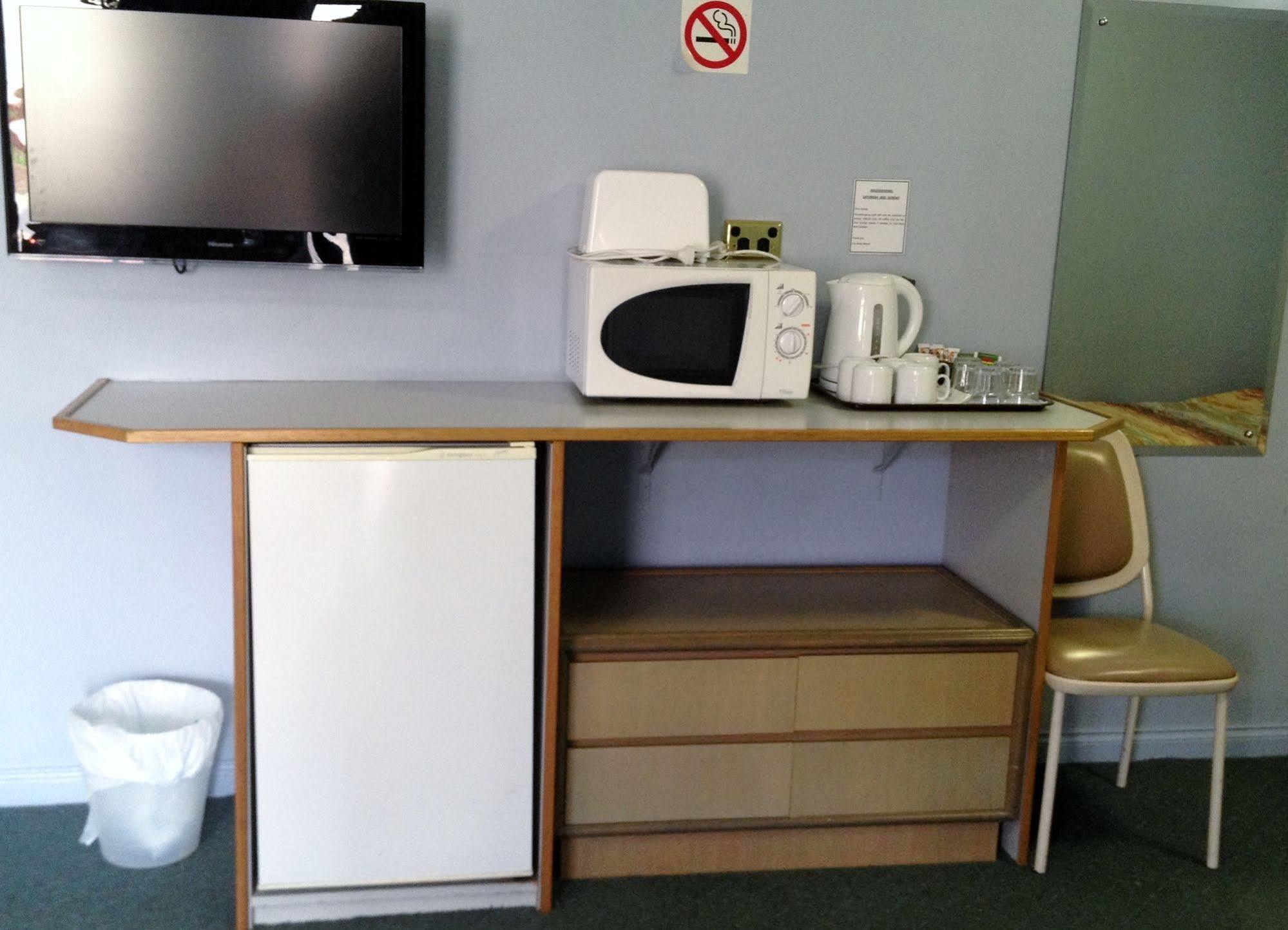 City West Motel Adelaide Buitenkant foto