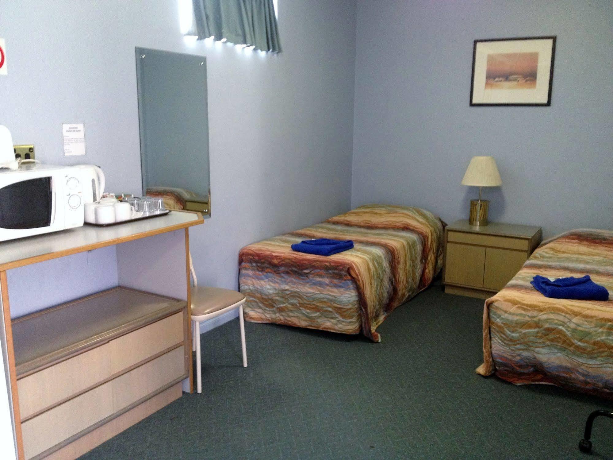 City West Motel Adelaide Buitenkant foto