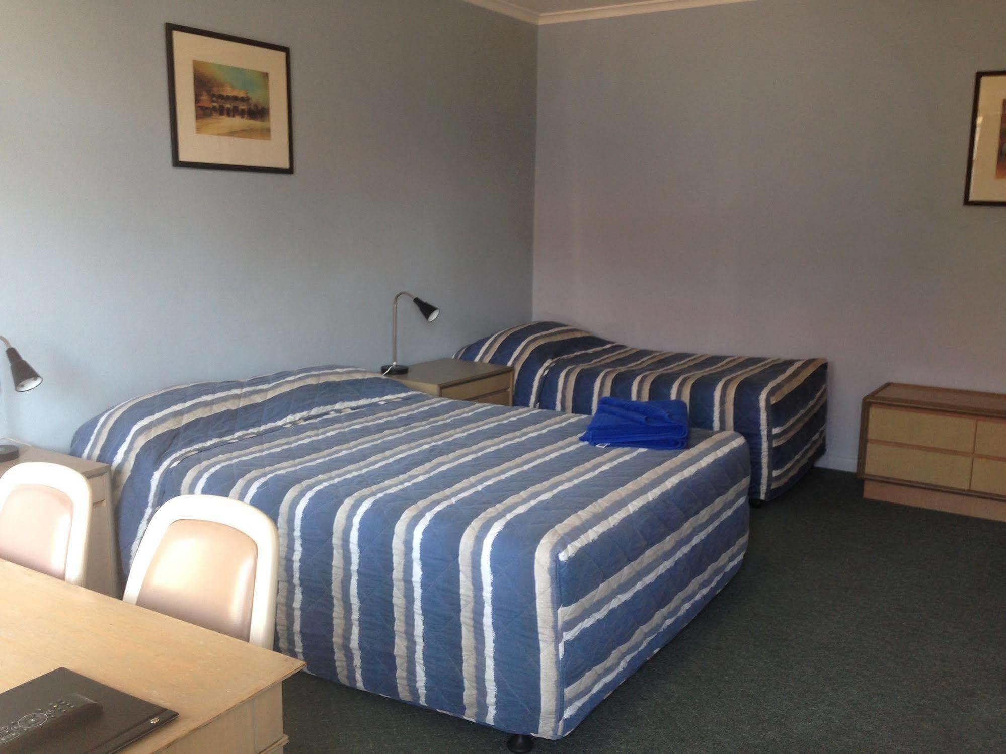 City West Motel Adelaide Buitenkant foto