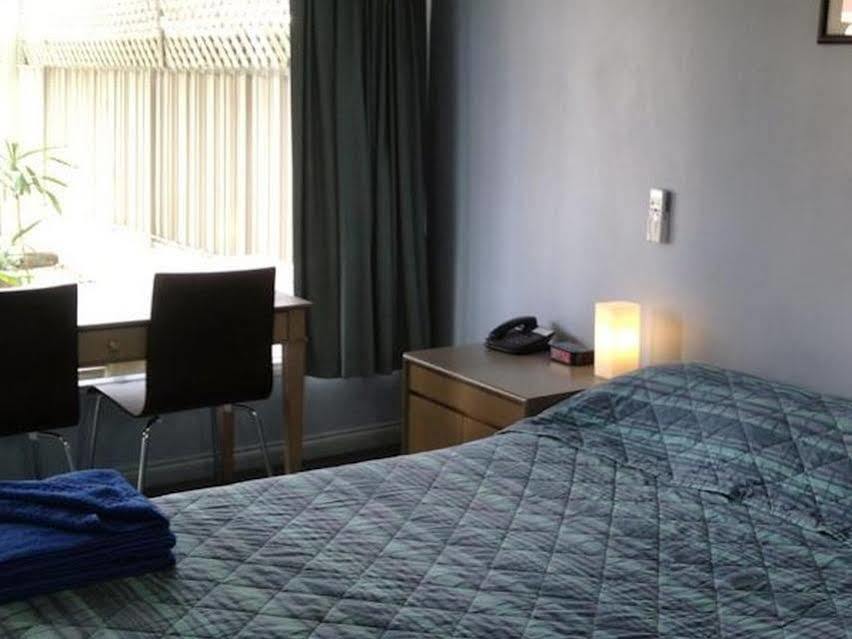 City West Motel Adelaide Buitenkant foto