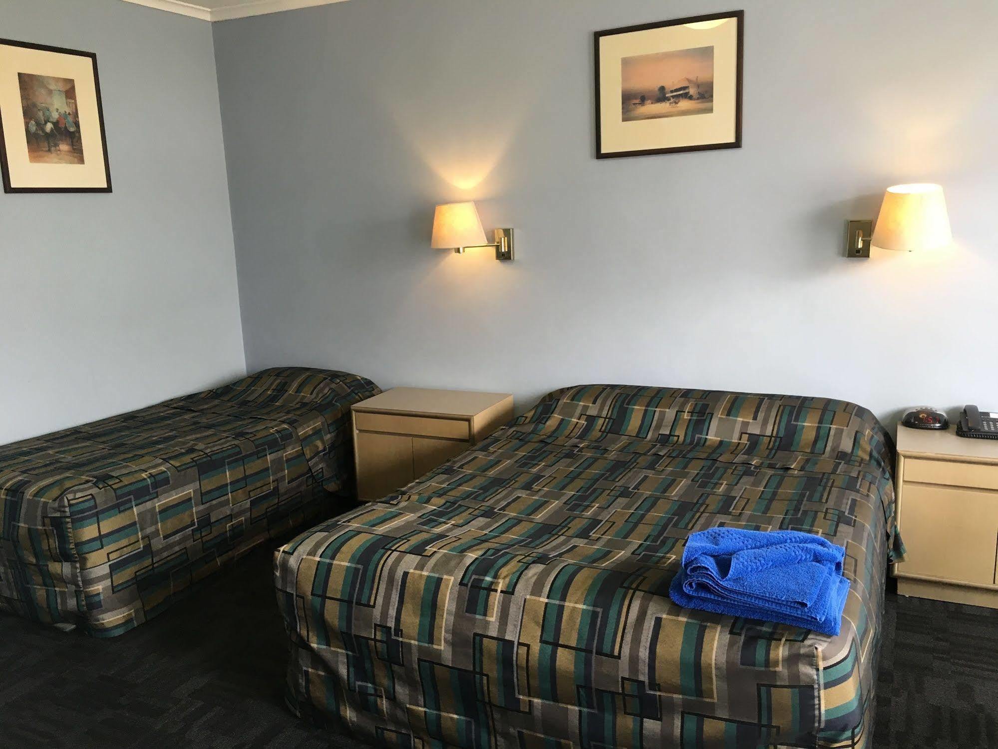 City West Motel Adelaide Buitenkant foto
