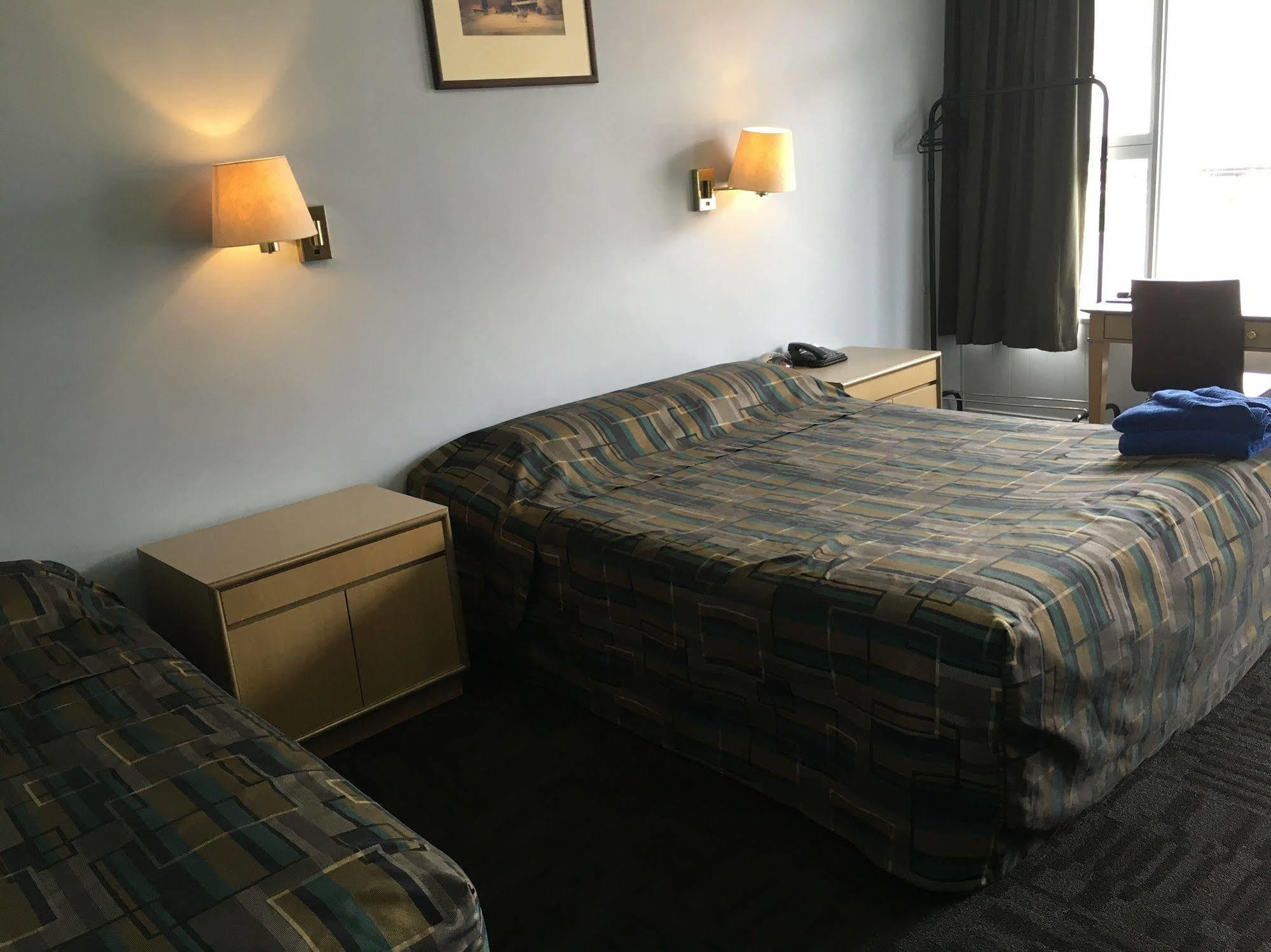 City West Motel Adelaide Buitenkant foto